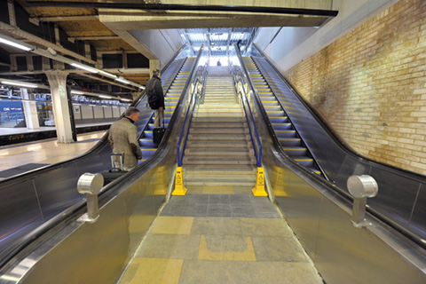escalators-A2T-paddington-station-rail-infrastructure-optimised.jpg