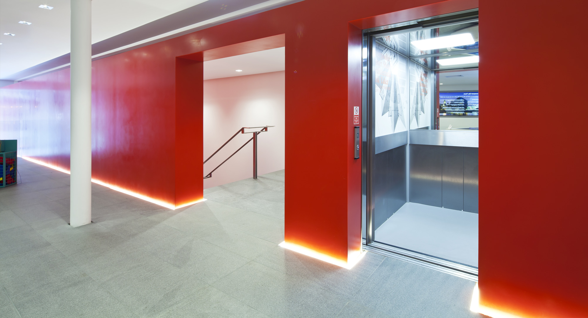 Low Pit Hybrid Lift Range Piccolo Stannah