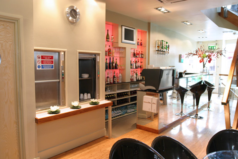 dumbwaiter-microlifts-pair-brighton-bar-hospitality-optimised.jpg