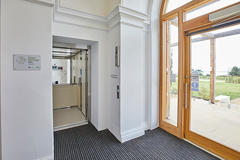 passenger-lift-fx-structure-historic-building.jpg