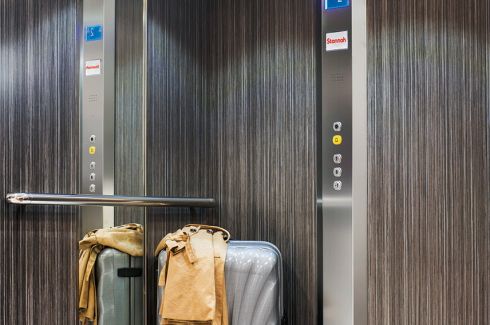 There is plenty of space inside the cabin for up to 5 people