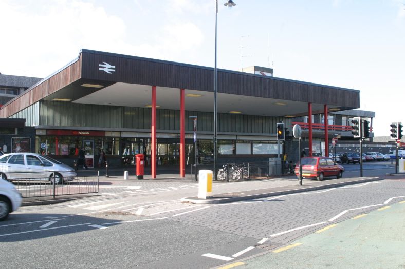 A major lift modernisation project for Network Rail: 3 x 35 person, traction-drive, 2-stop passenger/goods lifts.